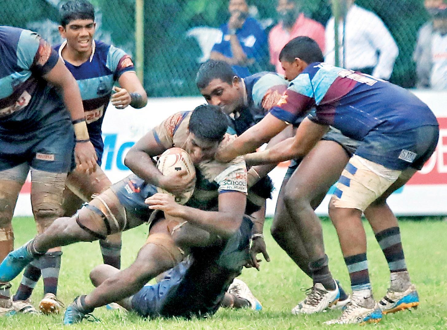 St Joseph's snatch win in a thriller