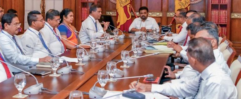 "கடுமையான சட்டங்களை வகுக்கவும்”