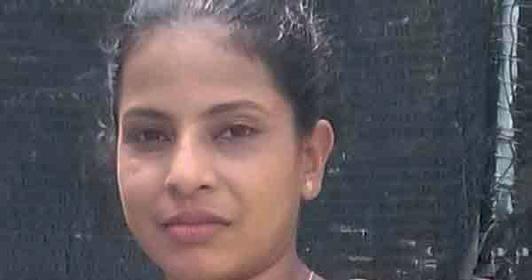 மண்வெட்டியால் தாக்கி மனைவியை கொன்ற கணவன்
