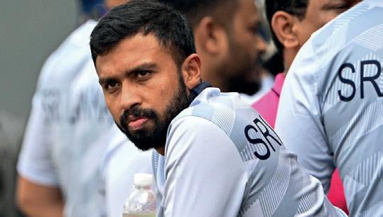 பங்களாதேஷுக்கு எதிரான தொடரில் இலங்கைக் குழாமில் சதீர, விஷ்வ இல்லை