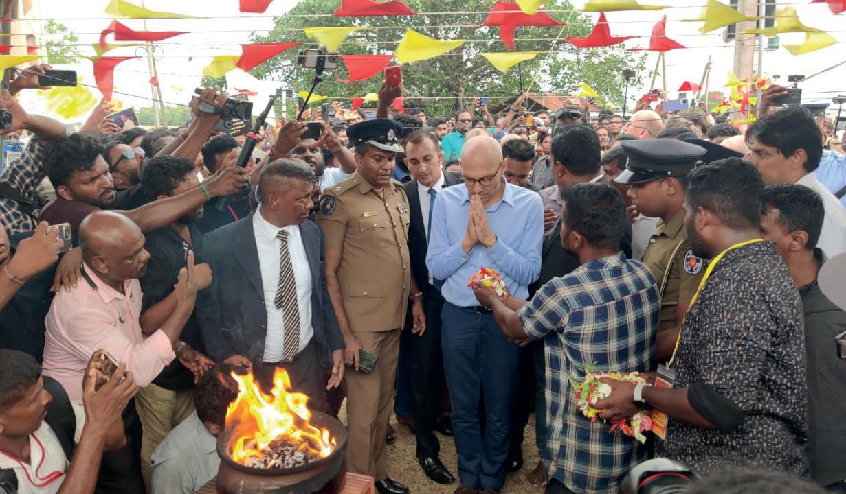 அணையா விளக்கில் வோல்கர் டர்க்