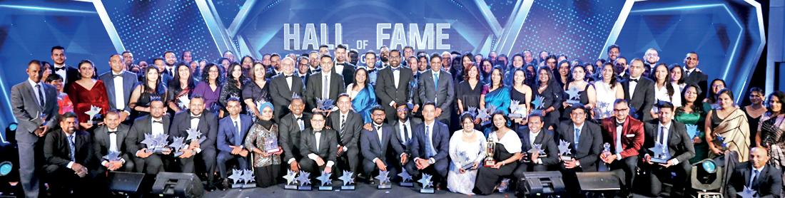 Standard Chartered recognises outstanding achievements of staff