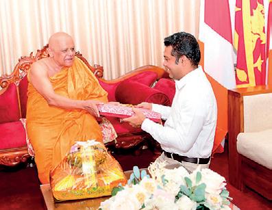 State oil-anointing ceremony for Avurudu held in Kandy