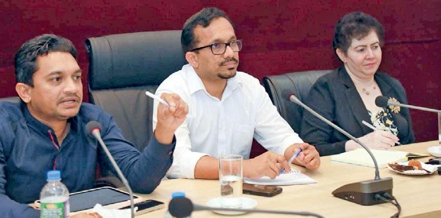 Govt. pushes bold industrial revival amid economic uncertainty