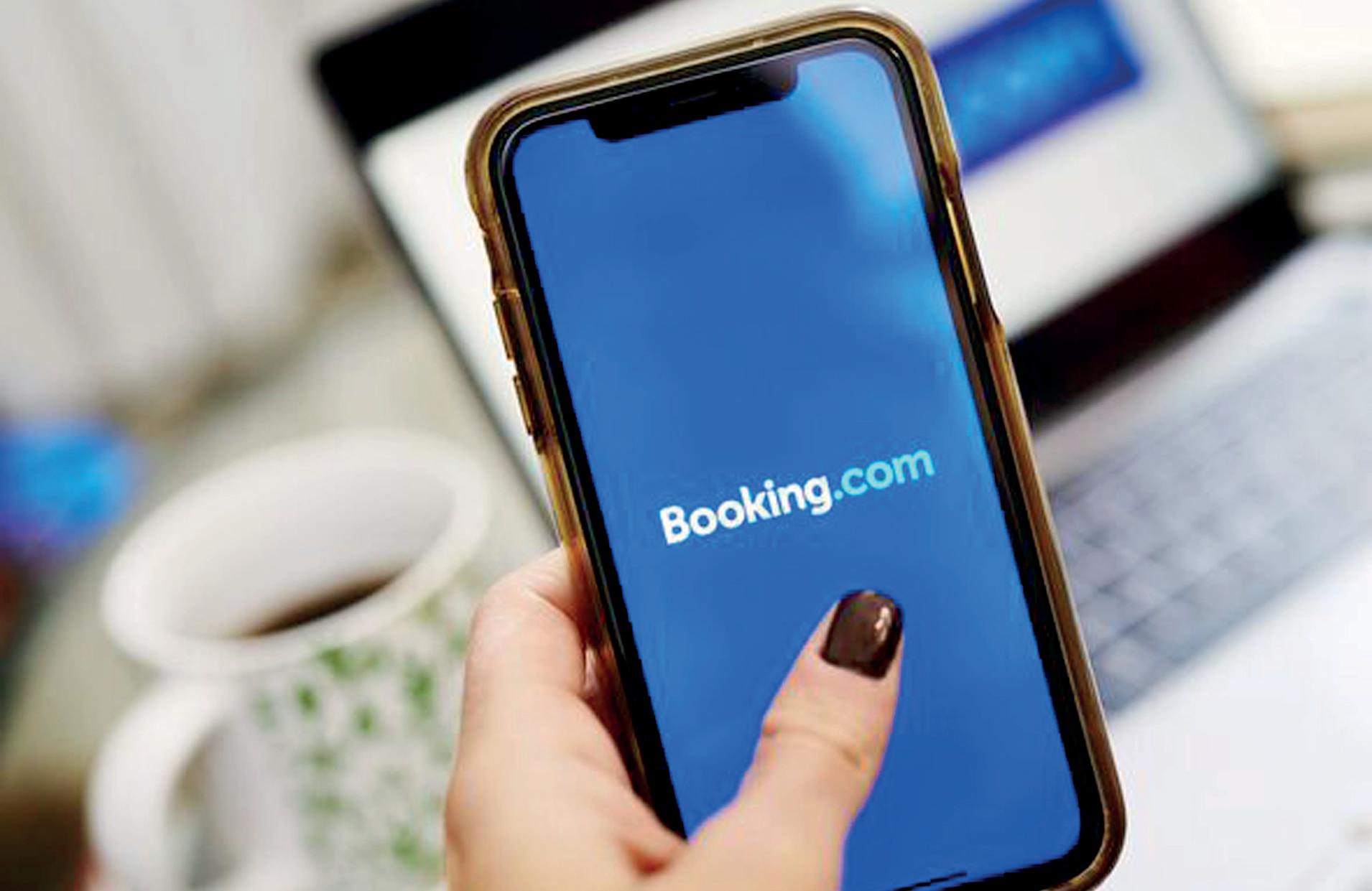 Alternatives to Booking.com: Understanding platform economics