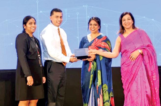 DFCC Bank honoured with VISA Commercial Solutions Excellence Award at VISA Leadership Conclave 2025