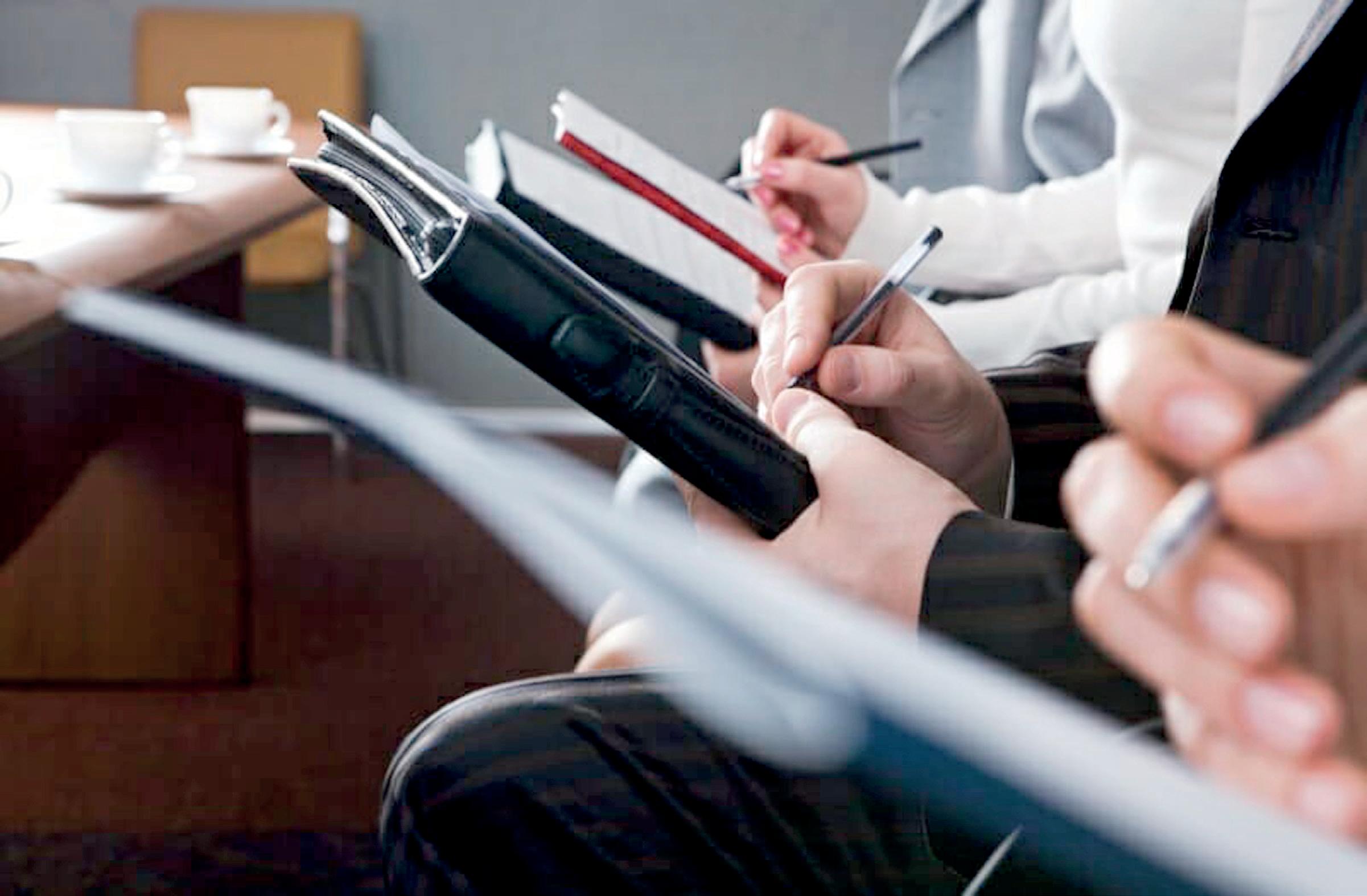 Media freedom, institutional access, and danger of unchecked citizen media