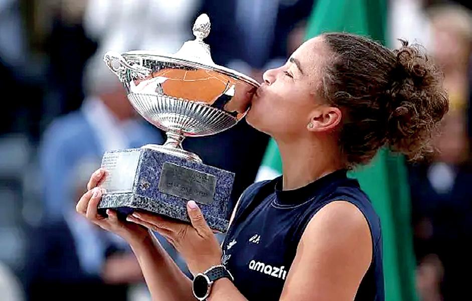 Paolini ends wait for home winner of Italian Open