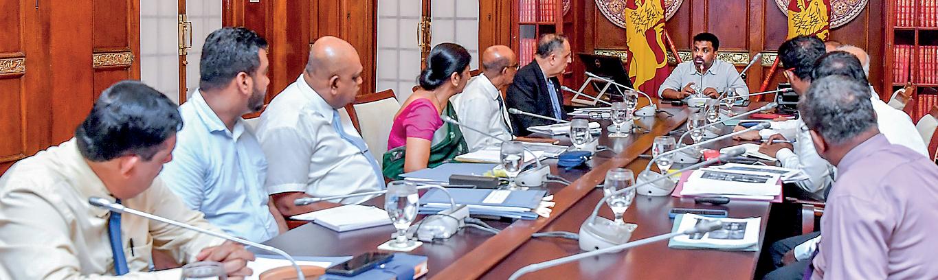 President directs prompt renovation of canals, drainage system in Colombo