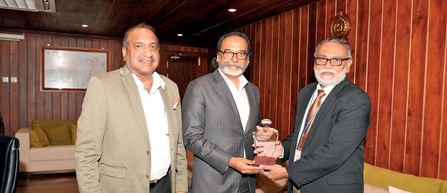 Unifeeder Group CEO calls on SLPA Chairman