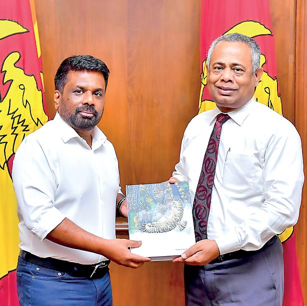 People's Bank honoured for data excellence at CRIB CEO's Forum and Institutional Rating Awards 2025