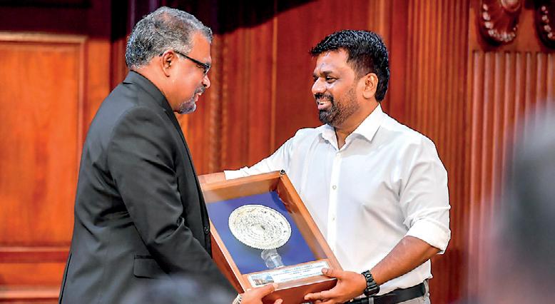 President commends outgoing Treasury Secretary for service and integrity