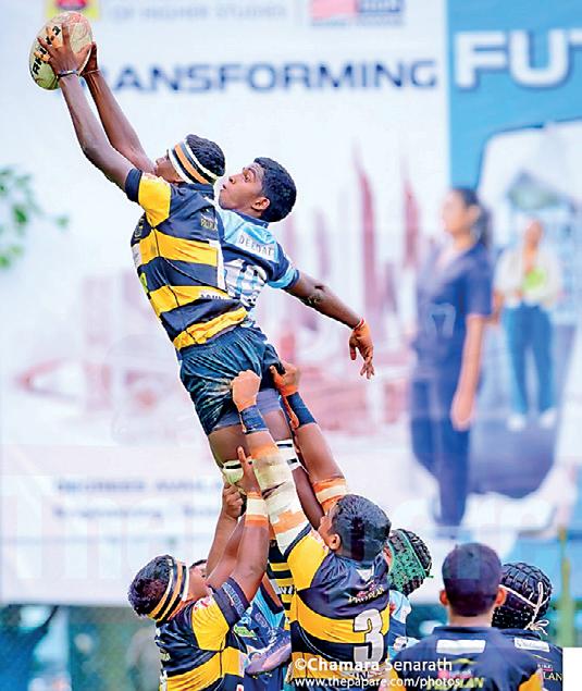 Tight tussle in Group 2 to enter Cup and Plate segments