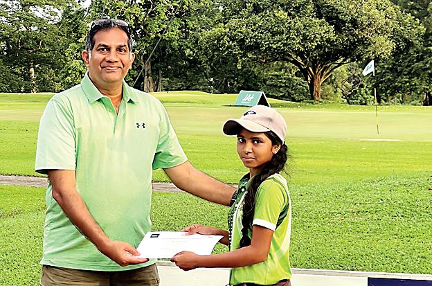 Lavindu and Vihara champs at NRT juniors