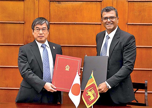 Japan agrees to continue granting scholarships to Sri Lankan public sector workers