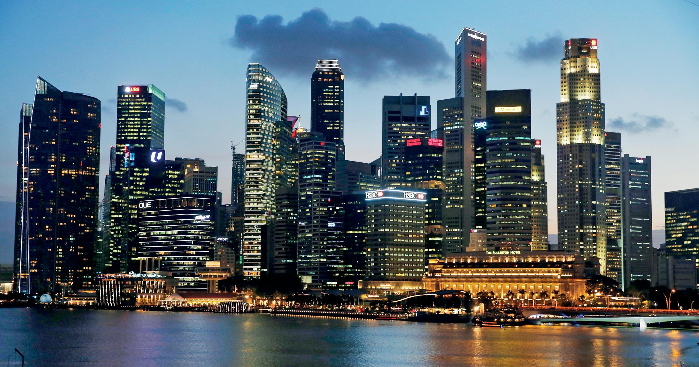 Both Government liabilities and assets matter for sovereign risk