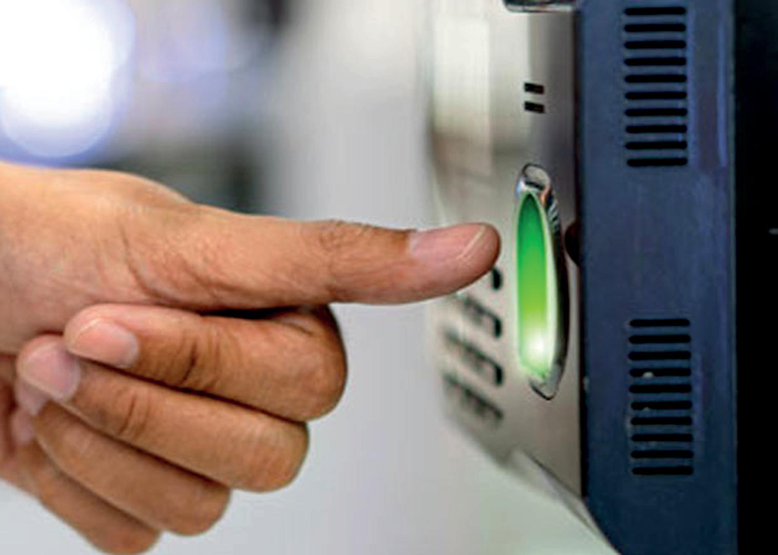 Government must work with mandatory fingerprint attendance system