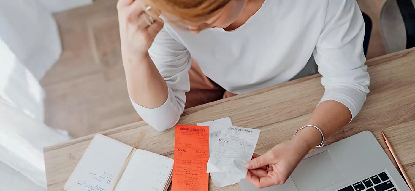Navigating financial peer pressure: Protecting your mental health