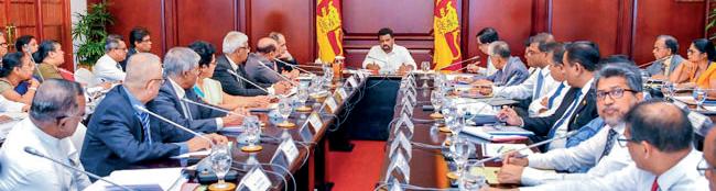 President asks Provincial and Central Government to work in unison