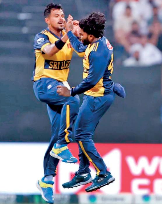 Lights out for Sri Lanka as Pakistan win in nervy chase