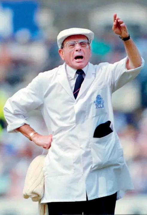 Cricket's most beloved umpire dies at 92