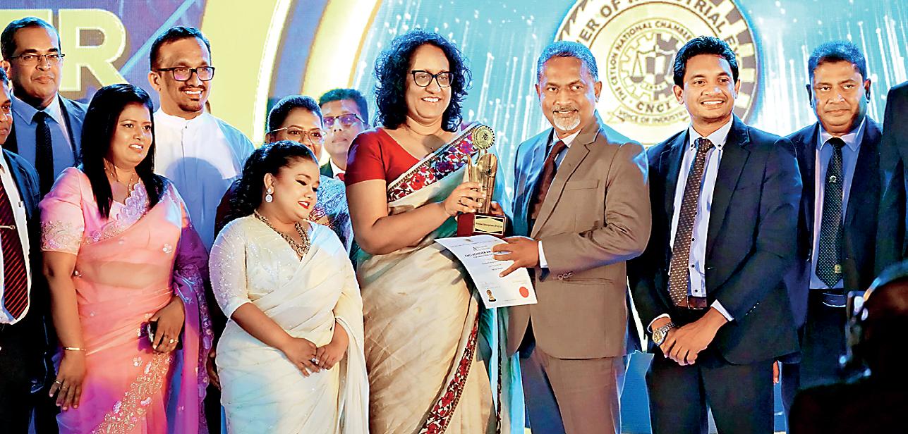 PM calls for greater collaboration between Govt. and private sector