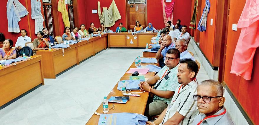 Capacity-building programs for 30 craftsmen from textile industry of Sri Lanka