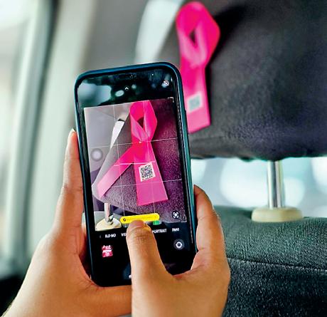 Kangaroo Cabs spreads message of hope with pink ribbon campaign