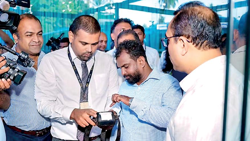 Bank of Ceylon joins in national transport digitalisation initiative at Makumbura