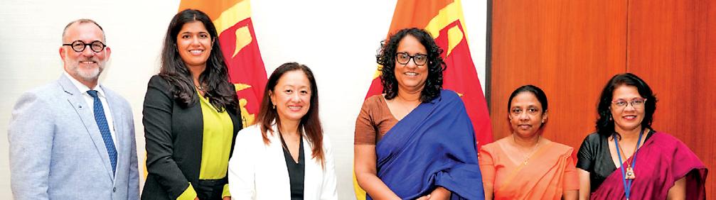 US envoy discusses collaboration on education with Prime Minister