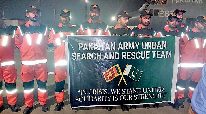 Pakistan sends first disaster-relief flight with specialised rescue team