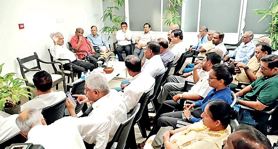 Ranil rips into Govt. response to weather crisis