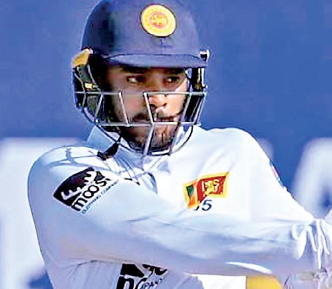 Batsmen make merry on rain-free day