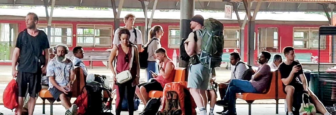 Tourist arrivals cross 2.2 m mark