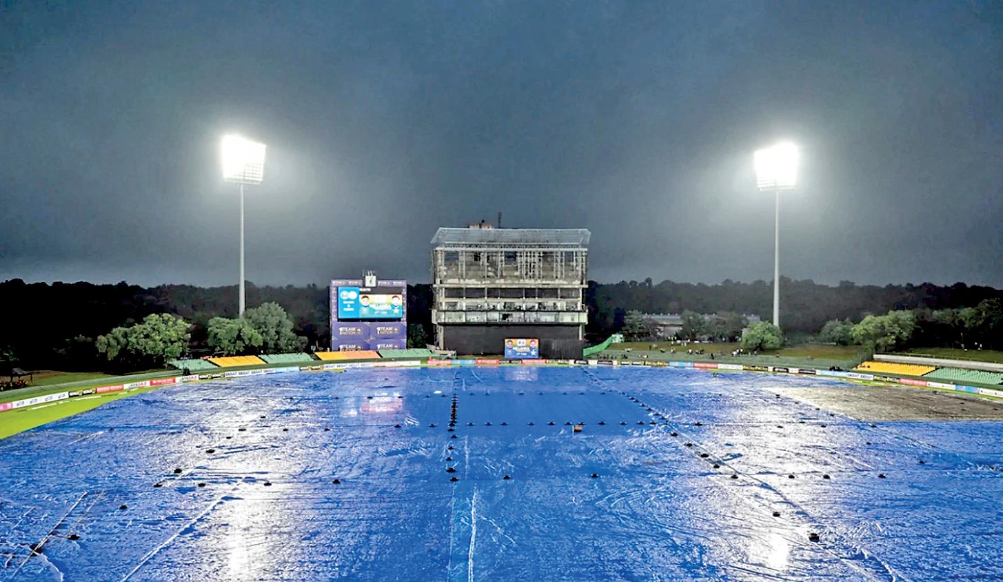 Rain keeps Sri Lanka's hopes alive of saving the series