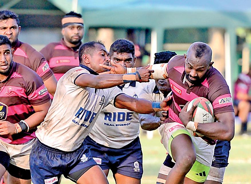 Havies in hard-fought win over Police