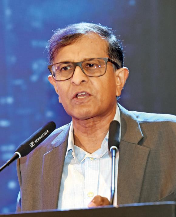 Sri Lanka needs 'big bang' reforms to secure recovery – Economist