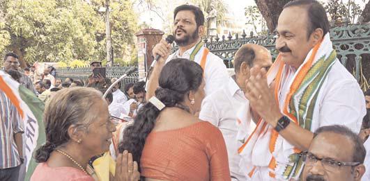 केरल : यूडीएफ का मादक पदार्थ और 'बढ़ती हिंसा' के खिलाफ राज्य सचिवालय के बाहर विरोध प्रदर्शन
