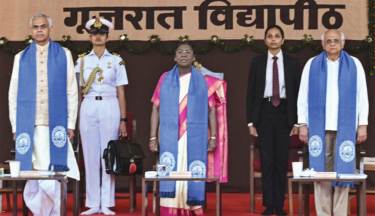 भारत को आत्मनिर्भर बनाना हमारी राष्ट्रीय प्राथमिकता है : राष्ट्रपति मुर्मू