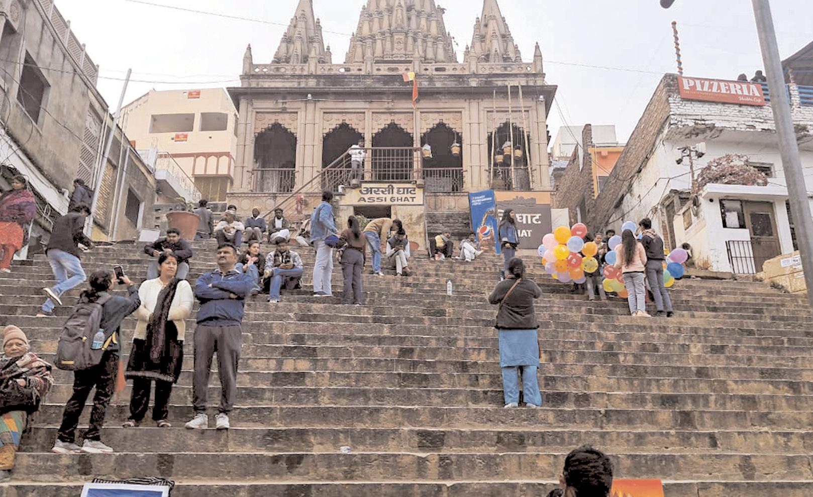 पिछले एक दशक में बनारस की फिजा बदली, आम आदमी और पर्यटक खुश