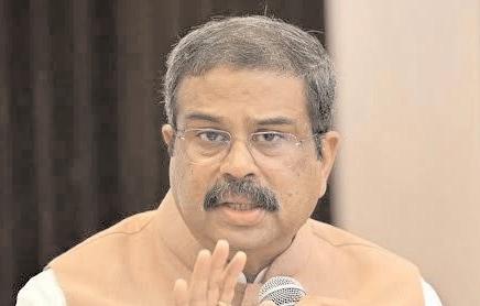 स्कूल छोड़ने वालों की संख्या को कम करना सामूहिक जिम्मेदारी : प्रधान