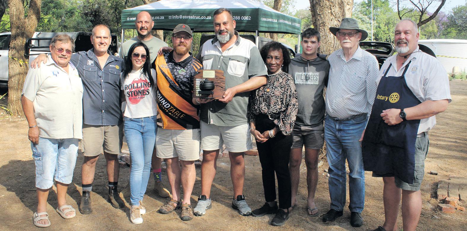 Fun and fellowship at Rotarians' potjiekos competition