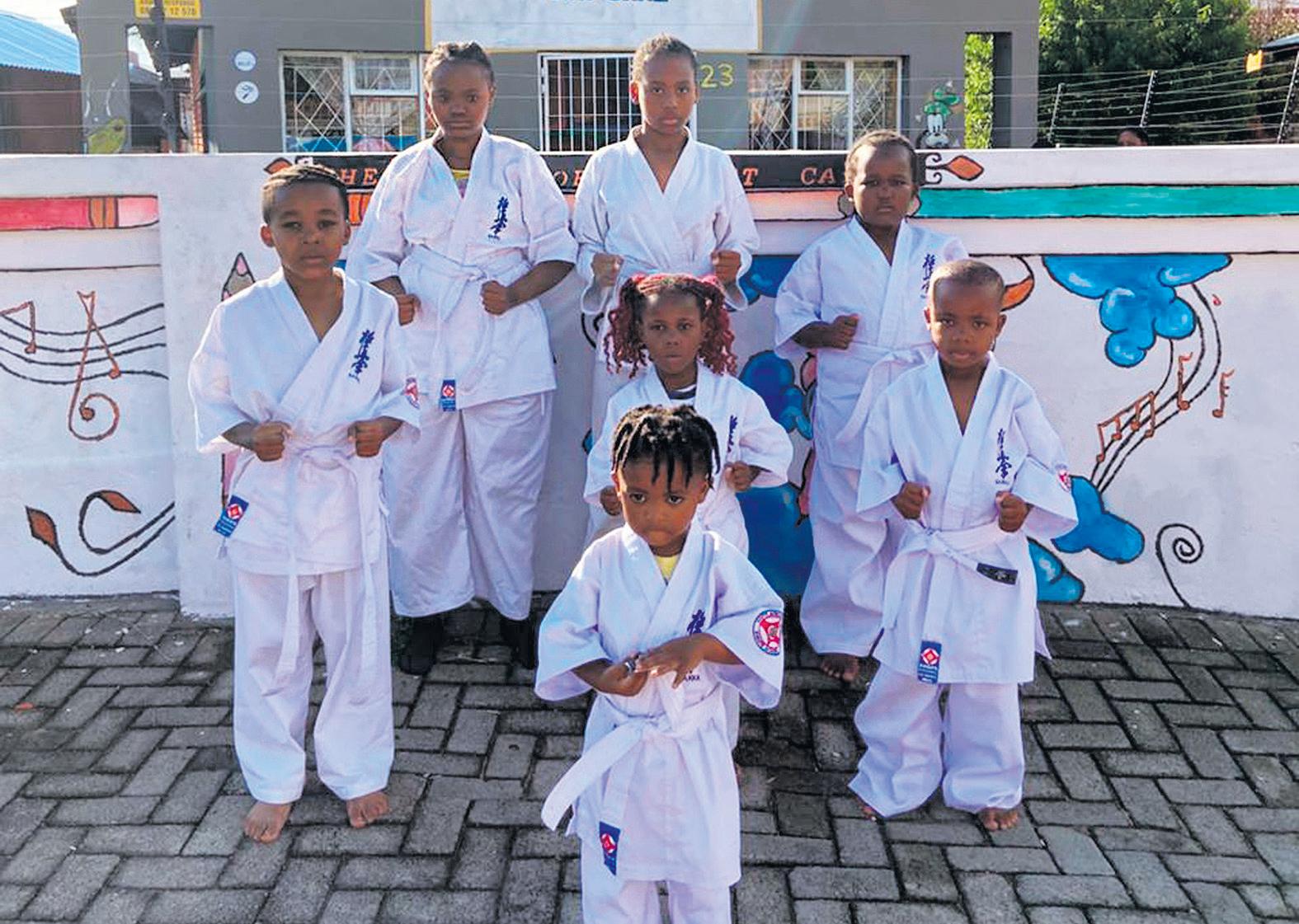 Self-defence training skills for young ones