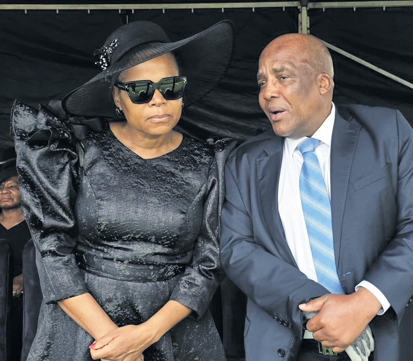 Tributes pour in for retired politician
