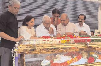 प्रख्यात कन्नड़ कवि एच एस वेंकटेश मूर्ति का निधन