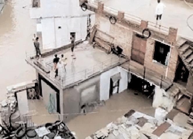 कोटा में मूसलधार बारिश से जनजीवन अस्त-व्यस्त : बैराज के गेट खुले, घर-स्कूल-हॉस्पिटल जलमग्न