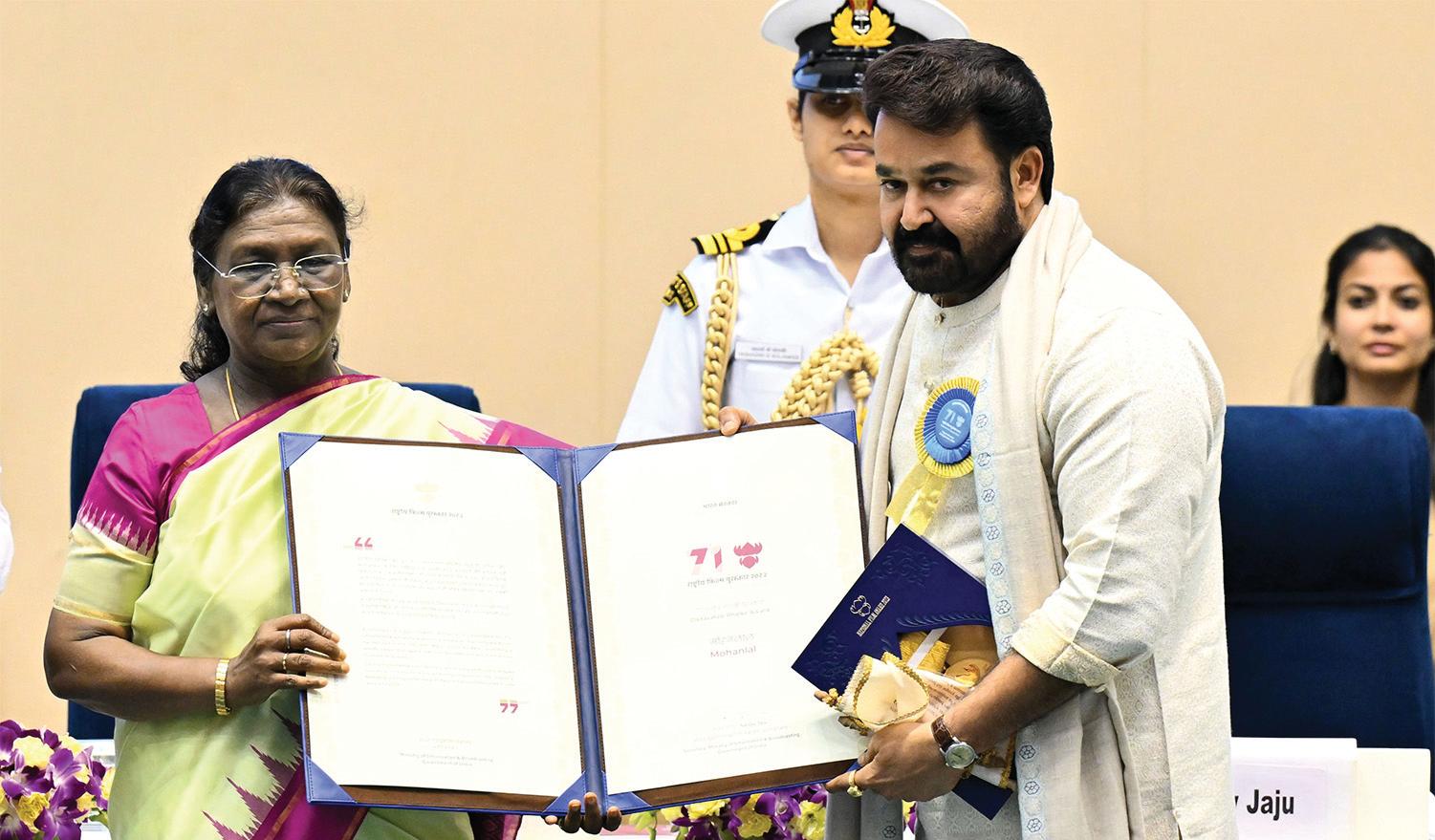 सिनेमा केवल उद्योग नहीं, समाज को जागृत करने का सशक्त माध्यम भी : मुर्मू