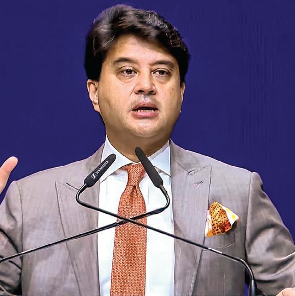 देश का ध्यान अब 6 जी एवं उपग्रह संचार पर : सिंधिया