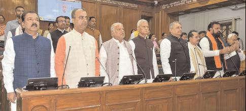 बिहारः 209 विधायकों ने हिंदी व 26 ने मैथिली, उर्दू, संस्कृत और अंग्रेजी में ली शपथ