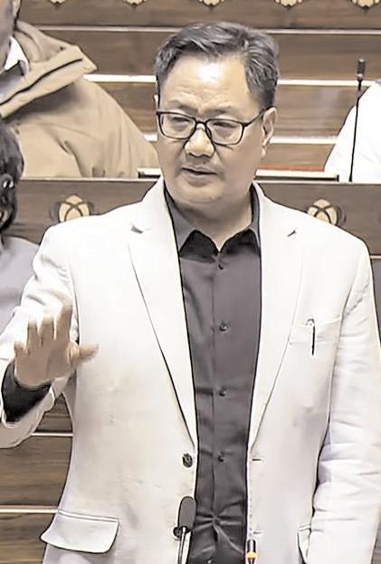 सरकार एसआईआर व चुनाव सुधारों पर चर्चा के खिलाफ नहीं : किरेन रीजीजू